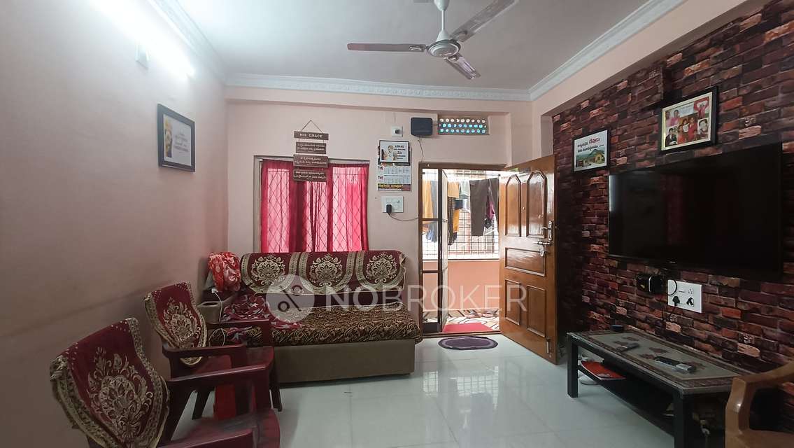 2 BHK Flat In Sri Venkateswara Apartments  For Sale  In Neredmet