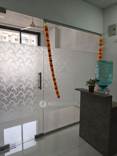 Co-Working  space in Park Plaza, Pune for Rent 