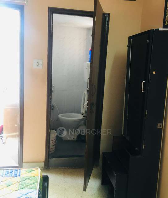 2 BHK Flat In Akash Villa, J. P. Nagar Phase-1 For Sale  In J. P. Nagar