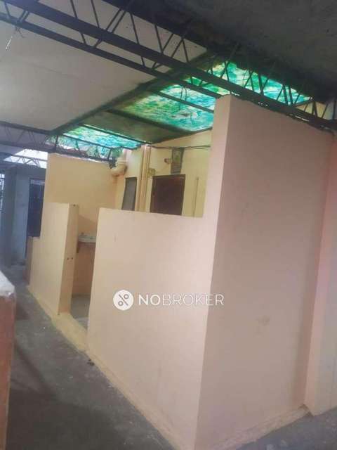 1 BHK Flat In Standalone Building  For Sale  In Govindpuram 