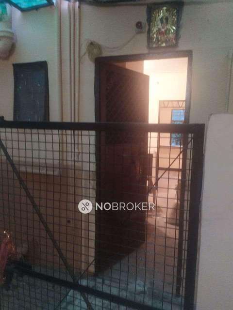 1 BHK Flat In Standalone Building  For Sale  In Govindpuram 