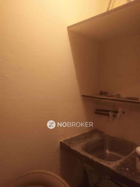 1 BHK Flat In Standalone Building  For Sale  In Govindpuram 