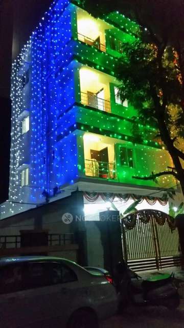 2 BHK Flat In Priyanka Residency for Rent  In Begumpet