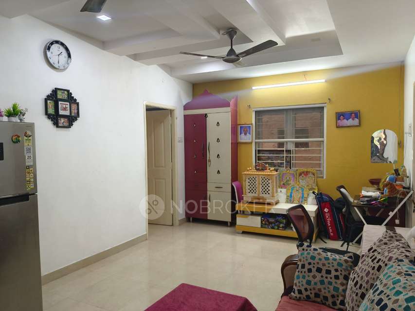 2 BHK Flat In Sai Nethra Apartment, Velachery For Sale  In Velachery