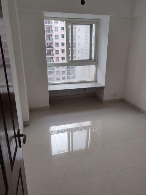 3 BHK Flat In Radhey Krishna Casa Greens 1, Sector 16 For Sale  In Sector 16