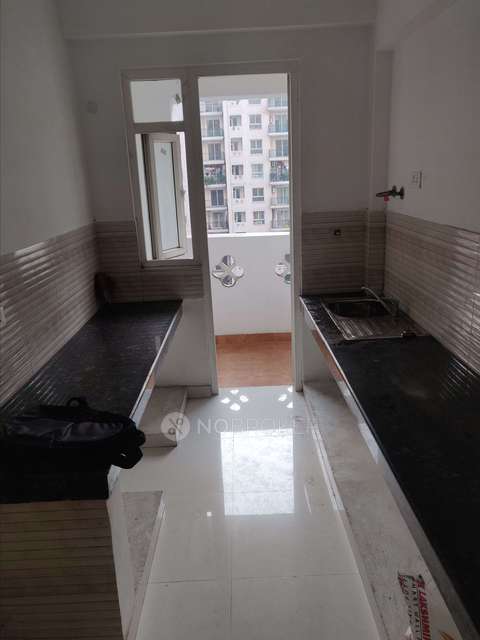 3 BHK Flat In Radhey Krishna Casa Greens 1, Sector 16 For Sale  In Sector 16