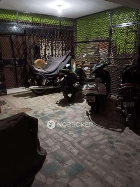 2 BHK Flat In Standalone Building  For Sale  In Savitri Nagar