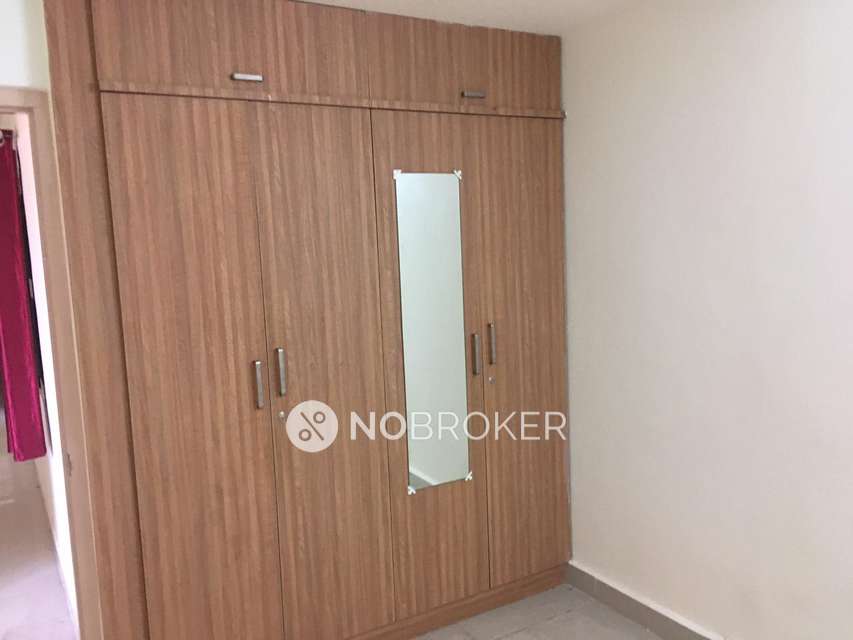 3 BHK Flat In Sri Tirumala Sarovar Apartment  For Sale  In Singasandra