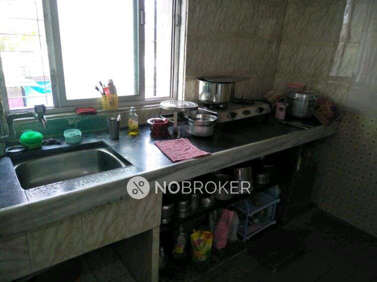 1 BHK Flat In Rajendra Society For Sale  In Borivali West