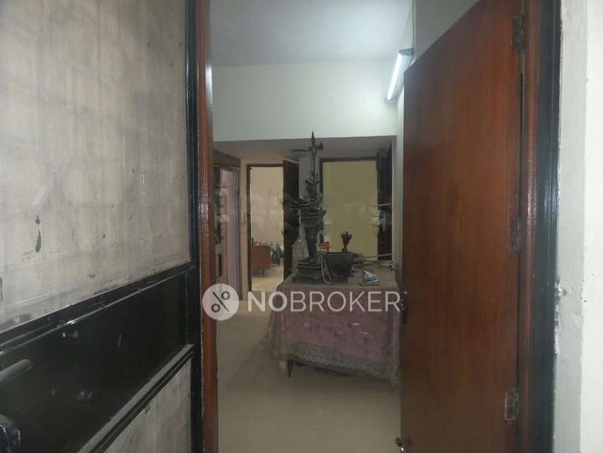 3 BHK Flat In Friends Apartment For Sale  In Patparganj