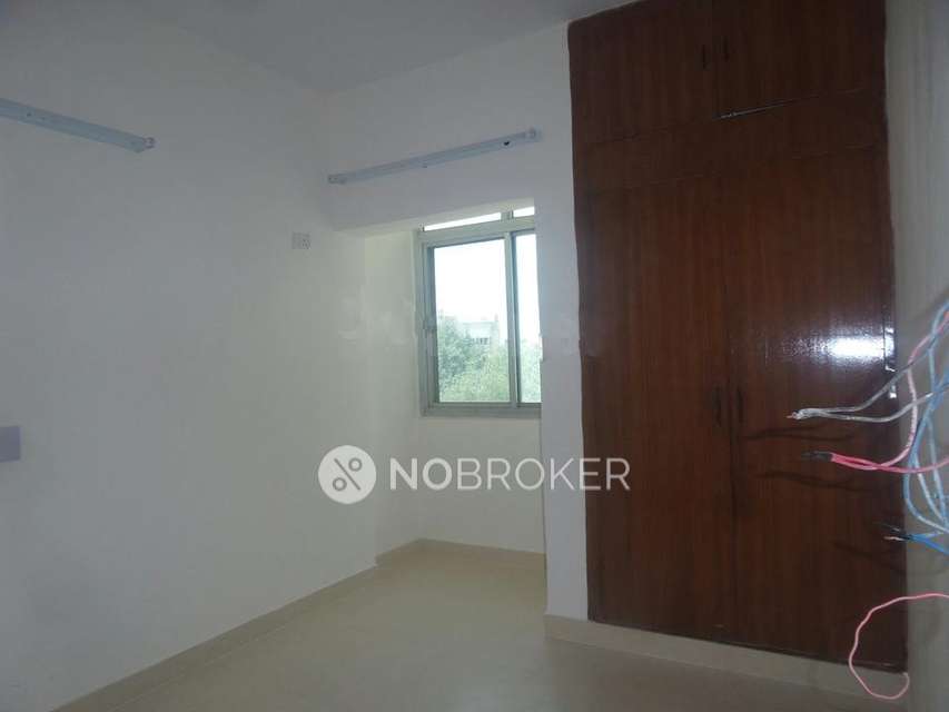 3 BHK Flat In Friends Apartment For Sale  In Patparganj