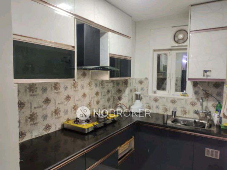 1 BHK Flat In Sbi Tower Noida 121 For Sale  In Sector 121