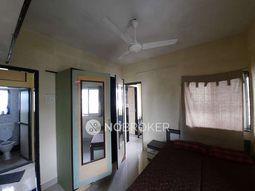 2 BHK Flat In  Sadhana Chs  For Sale  In Santacruz West