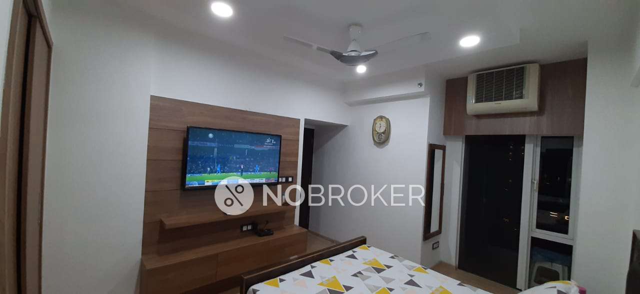 3 BHK Flat In Dlf Capital Green Phase - 2 For Sale  In , Moti Nagar, 