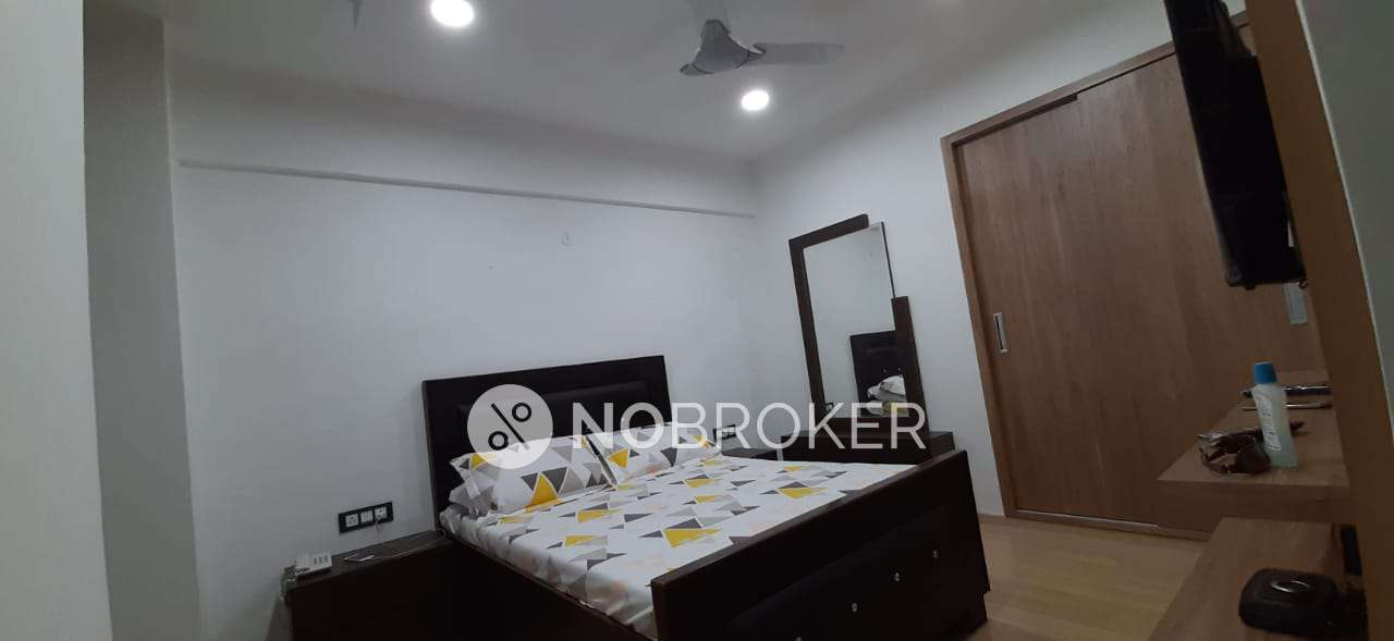 3 BHK Flat In Dlf Capital Green Phase - 2 For Sale  In , Moti Nagar, 