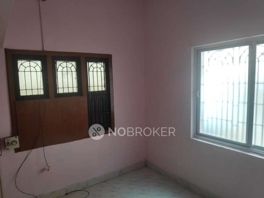 1 BHK Flat In Om Apartment  For Sale  In Chromepet