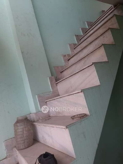 1 BHK Flat In Dda Janta Flats For Sale  In Vivek Vihar