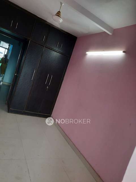 1 BHK Flat In Dda Janta Flats For Sale  In Vivek Vihar