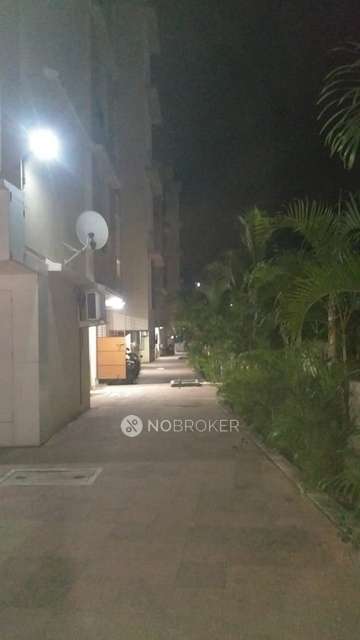 1 BHK Flat In Studio High 5 For Sale  In Dhamote