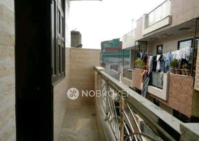 2 BHK Flat In Standalone Building  For Sale  In Tilak Nagar, 