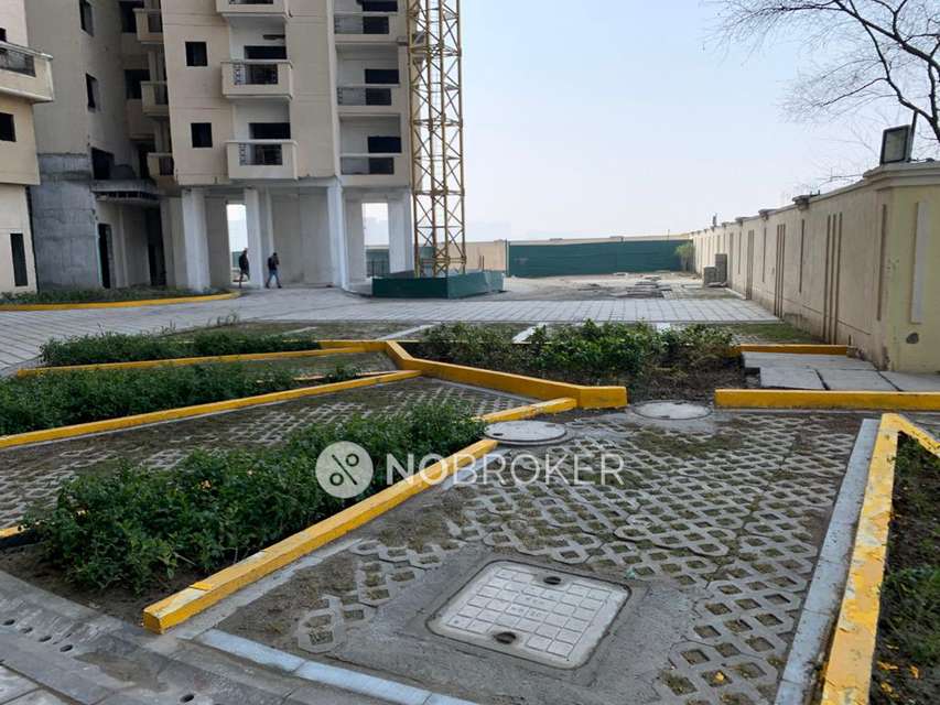 2 BHK Flat In Supertech The Romano For Sale  In Sector 118