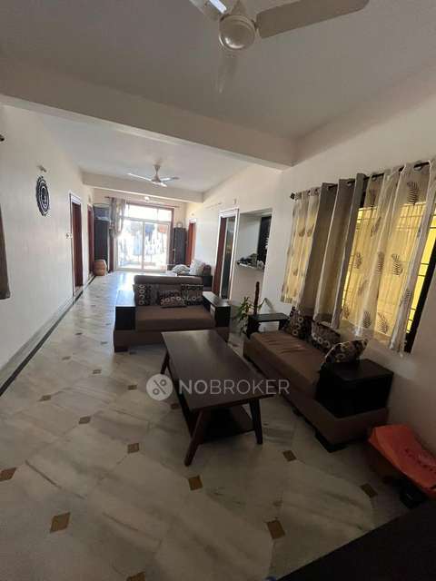 2 BHK Flat In Arattukulam Divya Jyothi  For Sale  In Koramangala