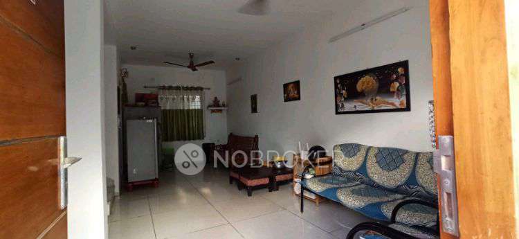 PG for Girls in Thazhambur