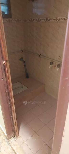 PG for Girls in Velachery