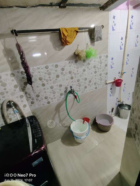 1 BHK Flat In   Datta Niwas Building  For Sale  In Thane West