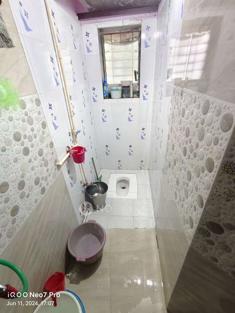 1 BHK Flat In   Datta Niwas Building  For Sale  In Thane West