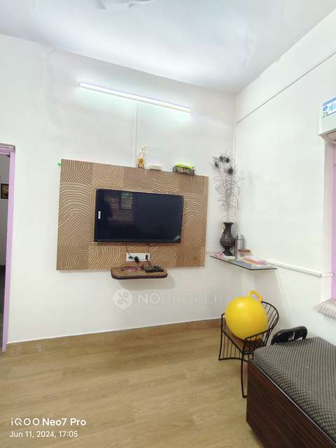 1 BHK Flat In   Datta Niwas Building  For Sale  In Thane West