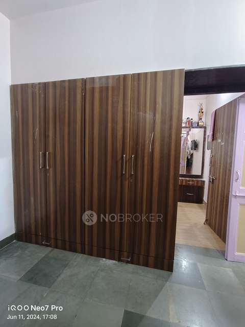 1 BHK Flat In   Datta Niwas Building  For Sale  In Thane West