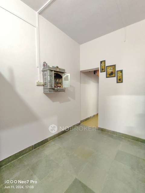 1 BHK Flat In   Datta Niwas Building  For Sale  In Thane West