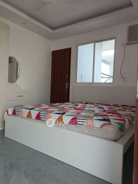 4+ BHK Flat For Sale  In Sushant Lok I 