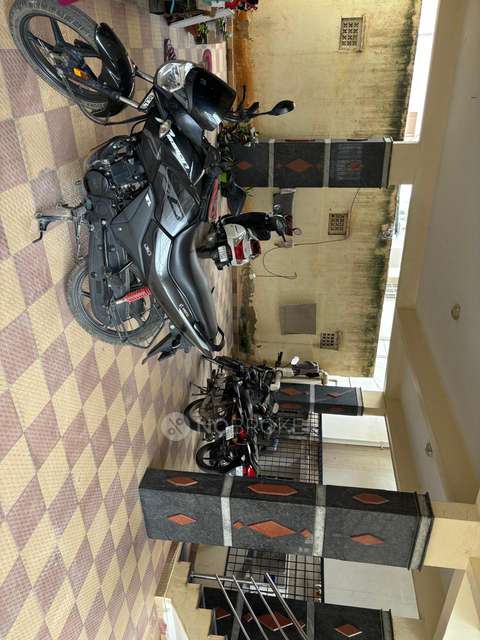 4+ BHK House For Sale  In Begur