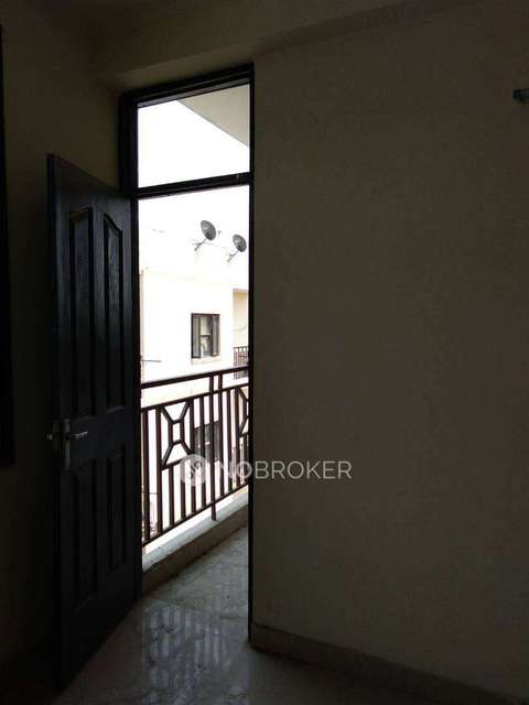 2 BHK Flat In Standalone Building  For Sale  In Sector 4