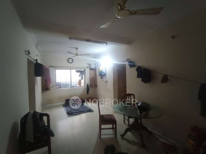 2 BHK Flat In Surya Kiran Apartment For Sale  In Sultanpalya