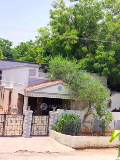 2 BHK House for Rent  In , Majeedpur,