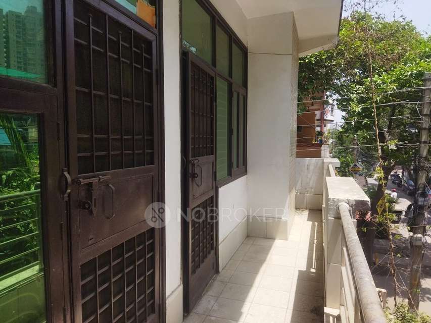 4 BHK Flat In Builder Floor For Sale  In Indirapuram Shakti Khand 4