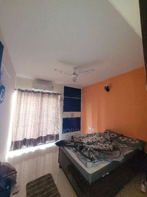 2 BHK Flat In Bharat City Phase 2 For Sale  In  Indraprasth