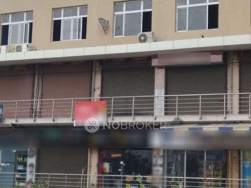 Shop in Golfforeste Apartments, Greater Noida for Rent 