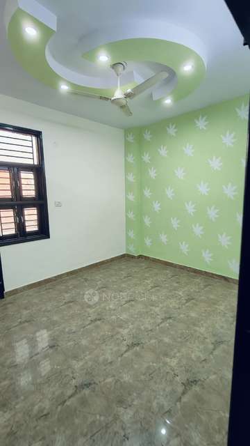 3 BHK Flat In Om Vihar Phase Iv For Sale  In Hastsal
