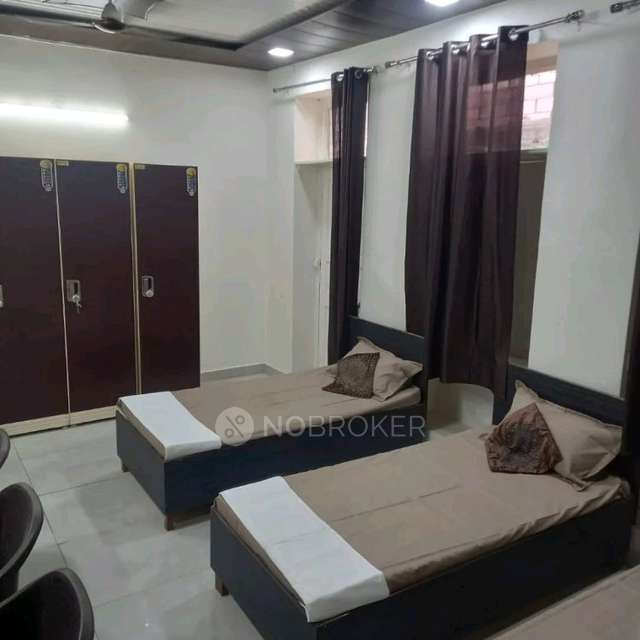 PG for Girls in Kamala Nagar