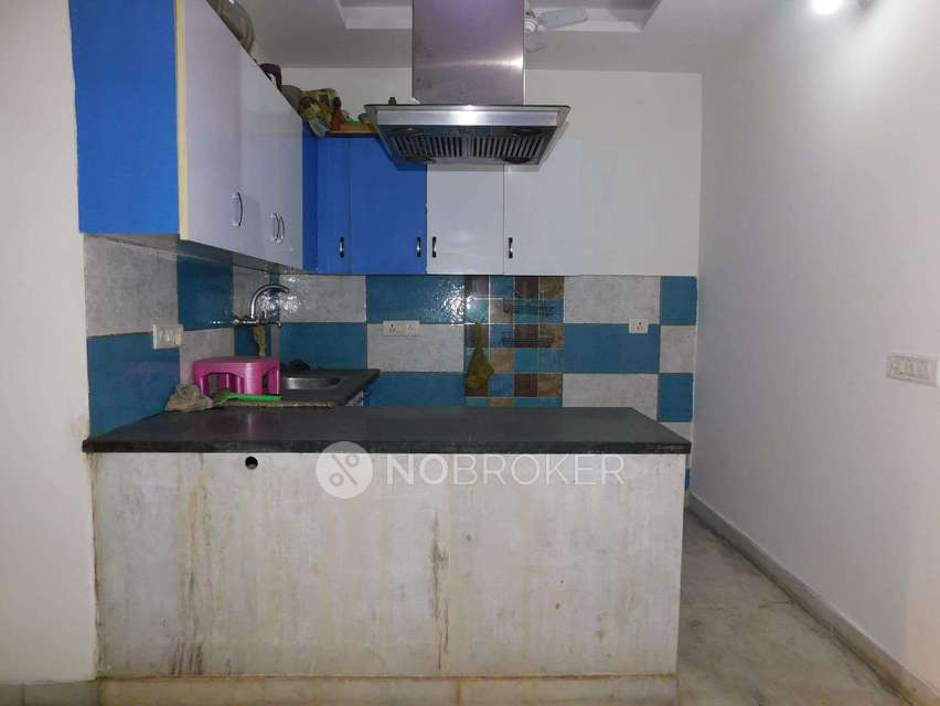 2 BHK Flat In Apartent  For Sale  In Rohini