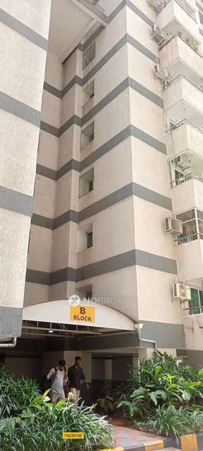 3 BHK Flat In 7 Hills Apartment For Sale  In Narsingi