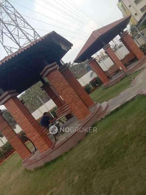 2 BHK Flat In Svamitva Emerald Square For Sale  In Bommasandra Industrial Area