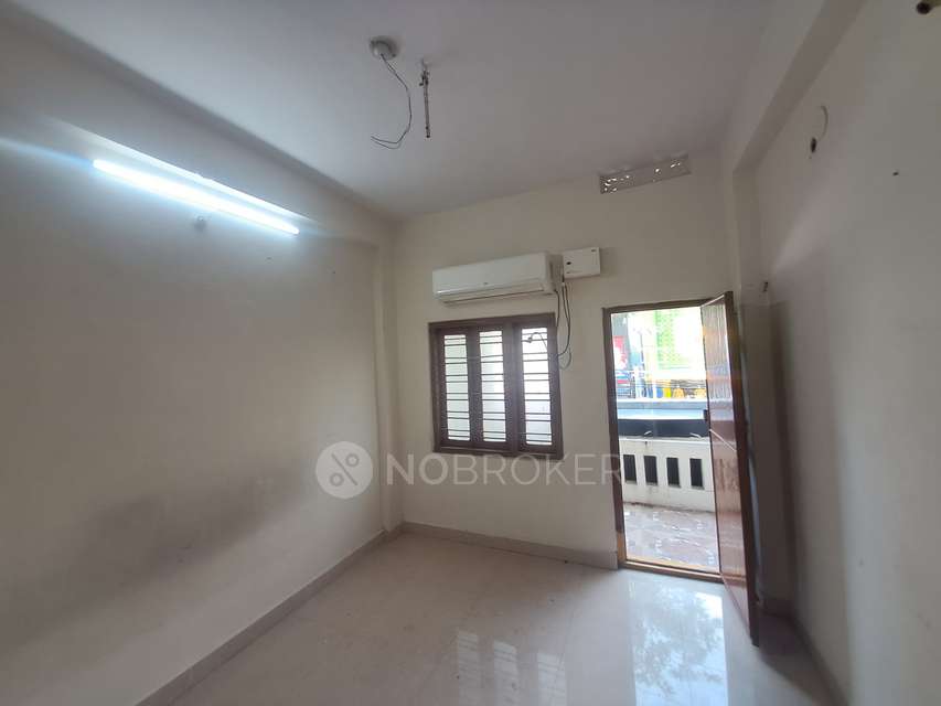 2 BHK Flat In Sree Sai Arcade For Sale  In Malkajgiri