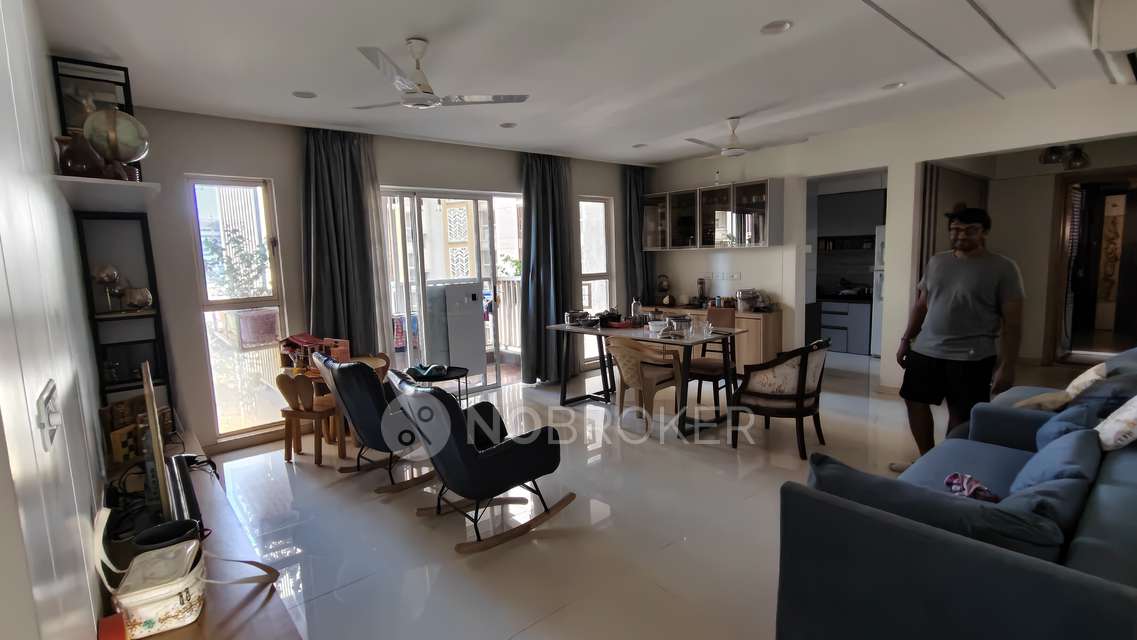 3 BHK Flat In Lodha Upper Thane For Sale  In Casa Tiara, B Wing