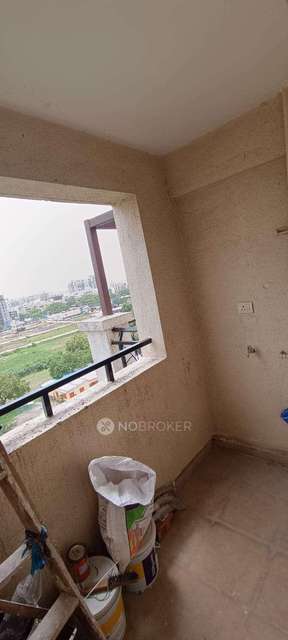 1 BHK Flat In Maple Woodz For Sale  In Wagholi