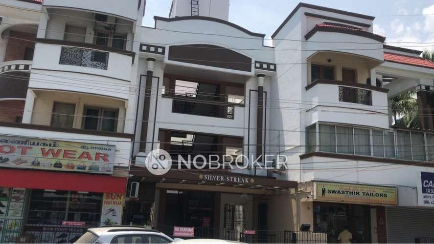 Silver Streak Apartments